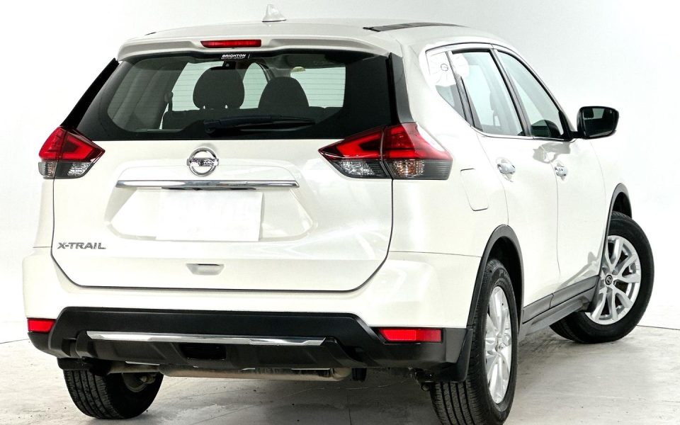 2021 Nissan X-TRAIL ST