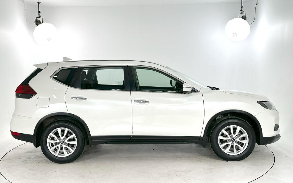 2021 Nissan X-TRAIL ST