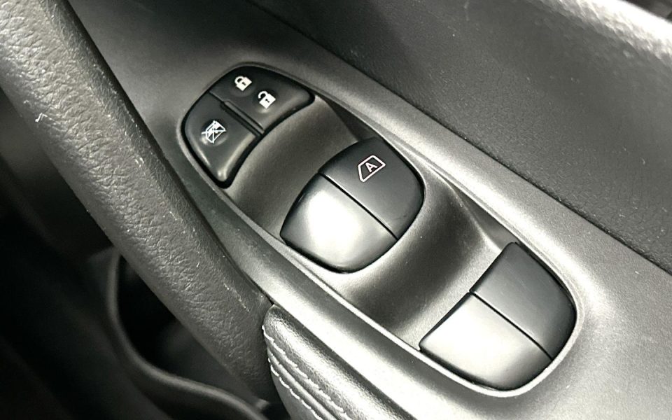 2021 Nissan X-TRAIL ST