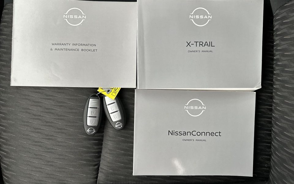 2021 Nissan X-TRAIL ST