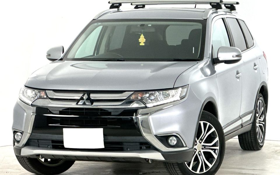 2016 Mitsubishi Outlander LS