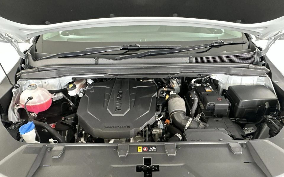 2023 Kia Carnival S
