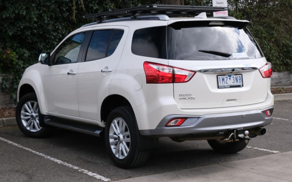 2018 ISUZU MU-X LS-T