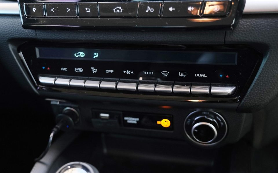 2024 MAZDA BT-50 XTR