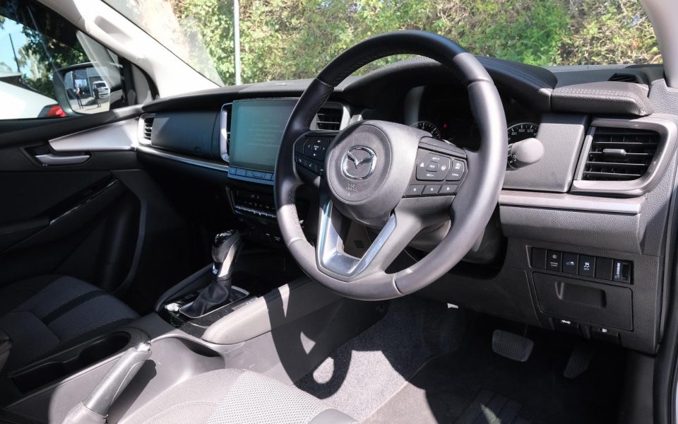 2024 MAZDA BT-50 XTR