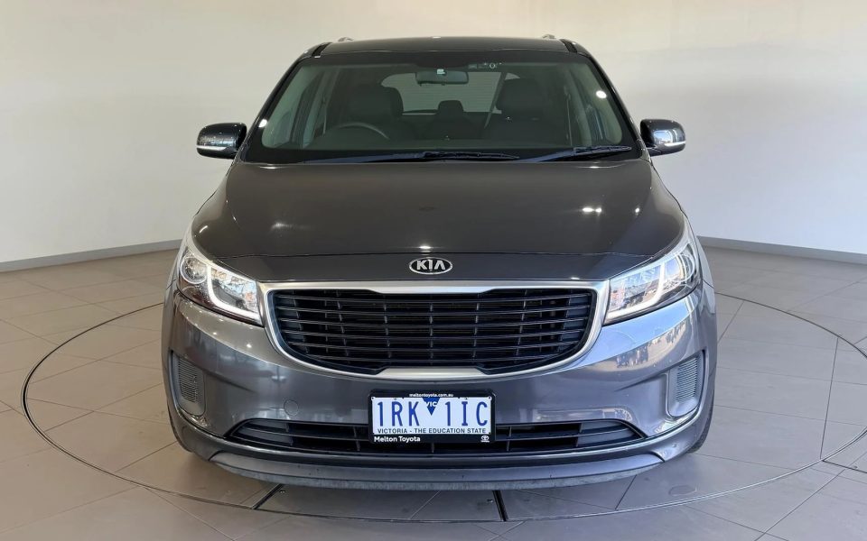 2017 Kia Carnival S