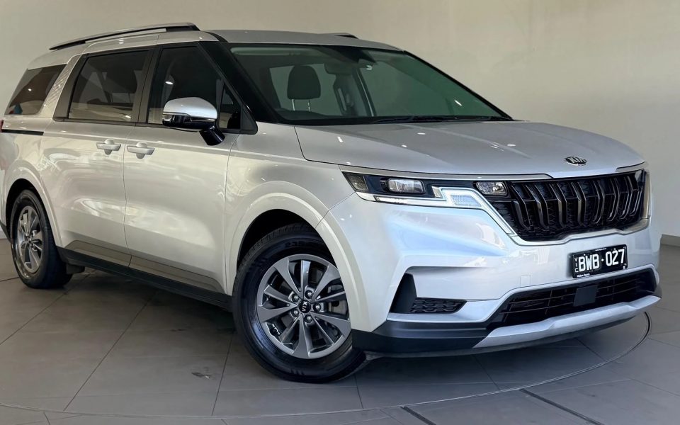 2021 Kia Carnival S
