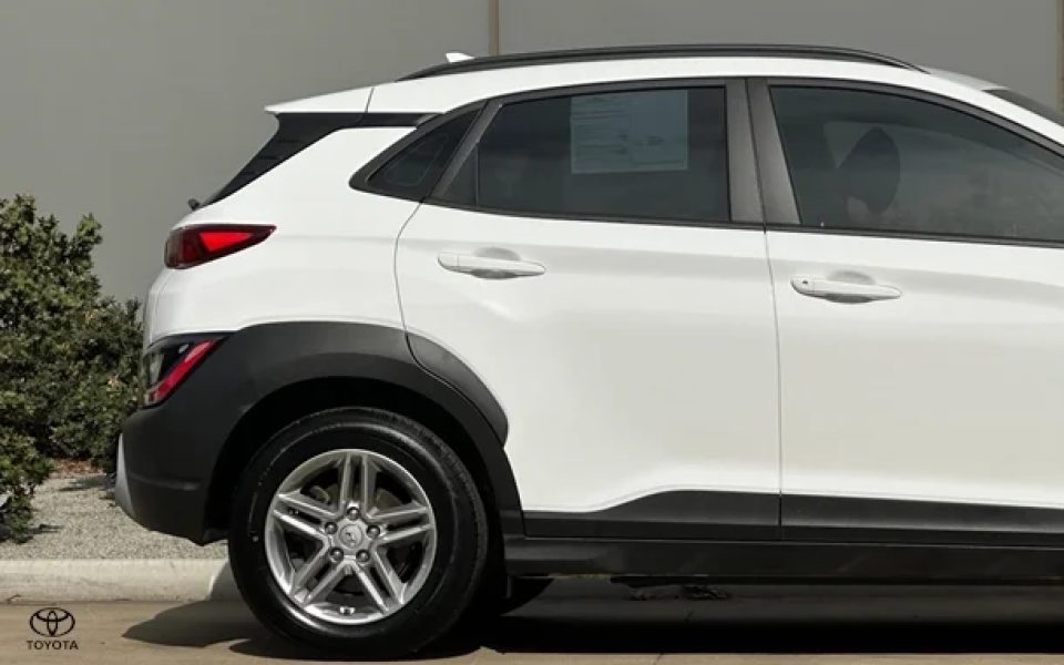 2022 Hyundai Kona Base