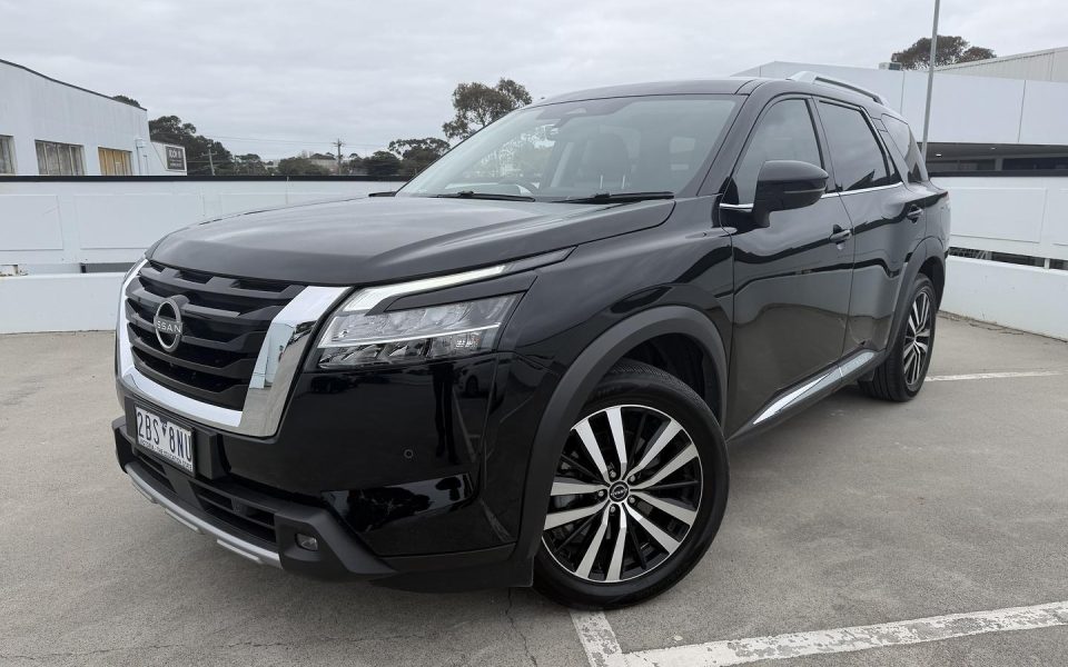 2025 Nissan Pathfinder Ti-L