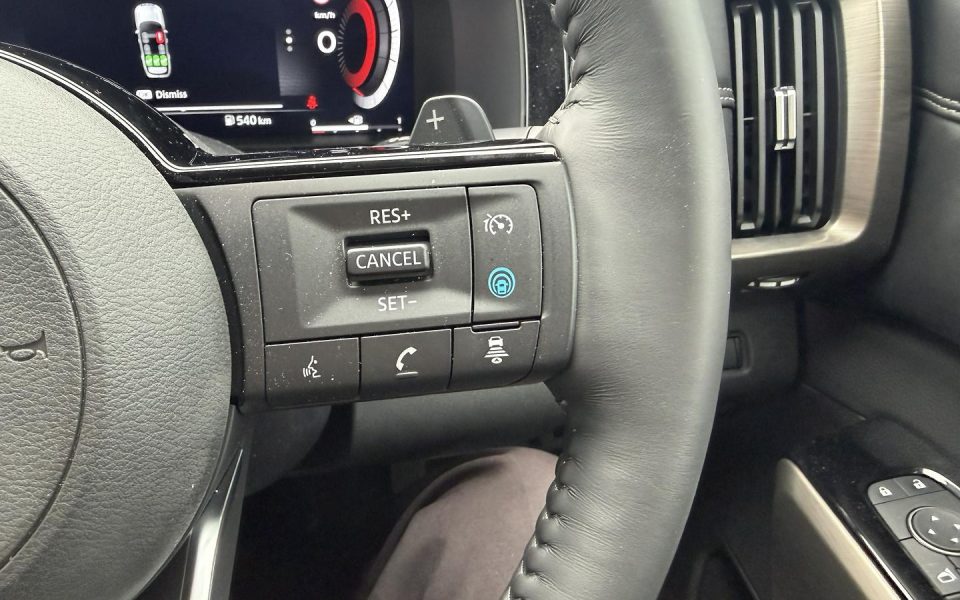 2025 Nissan Pathfinder Ti-L