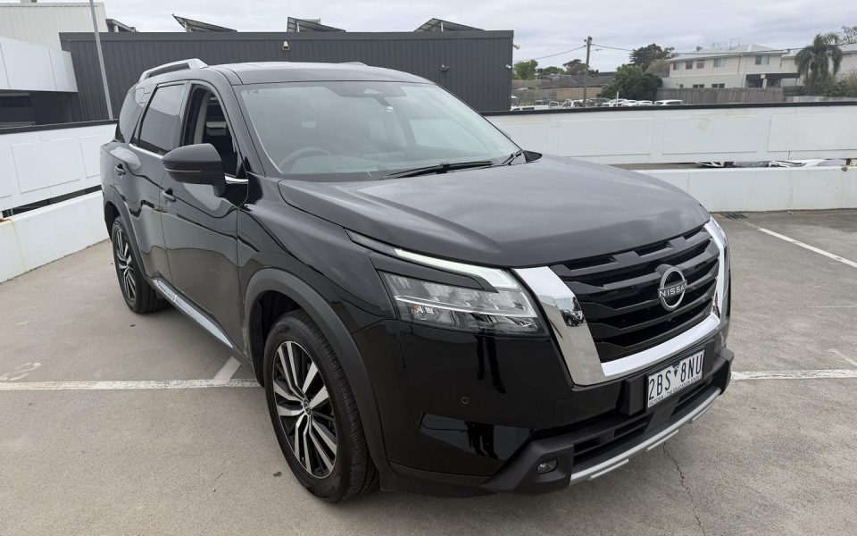 2025 Nissan Pathfinder Ti-L