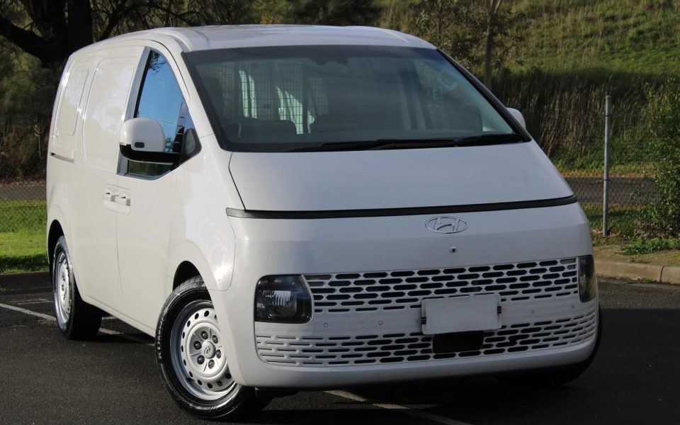 2021 Hyundai STARIA LOAD Base
