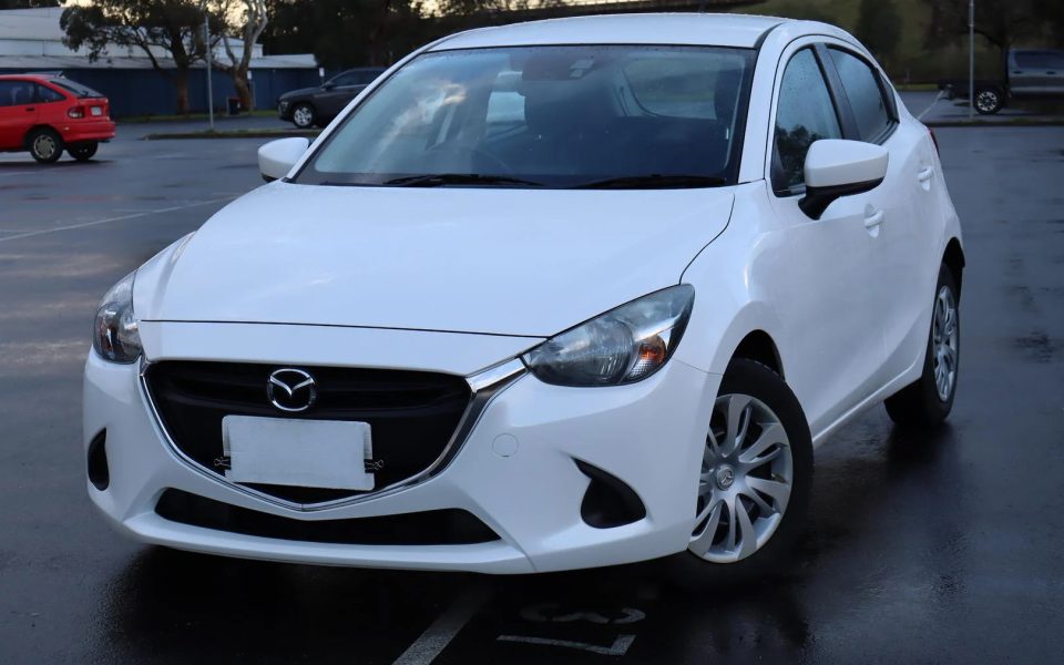 2017 Mazda 2 Neo