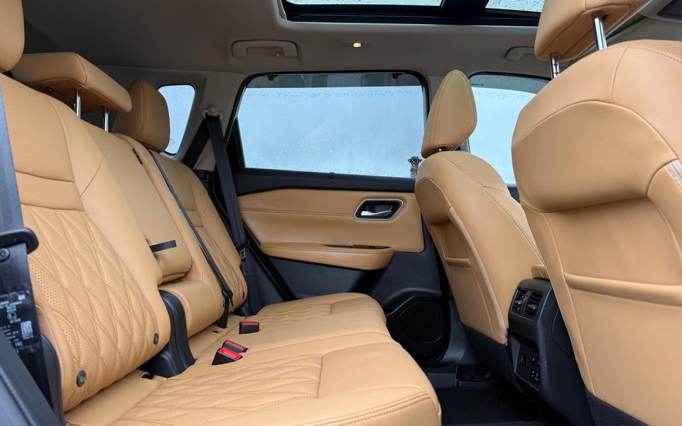 2024 NISSAN X-TRAIL Ti-L