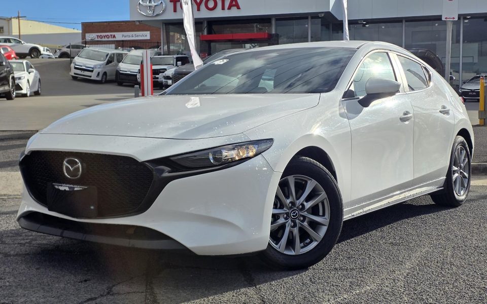 2024 Mazda 3 G20 Pure