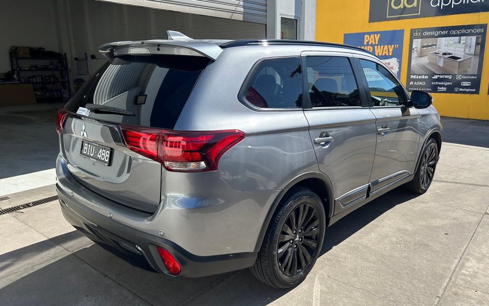 2020 Mitsubishi Outlander Black Edition
