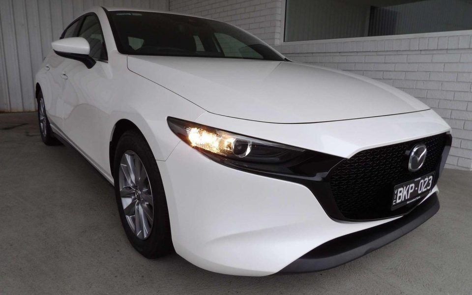 2020 MAZDA MAZDA3 G20 Pure