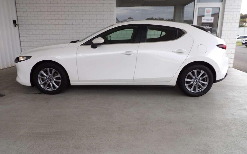 2020 MAZDA MAZDA3 G20 Pure
