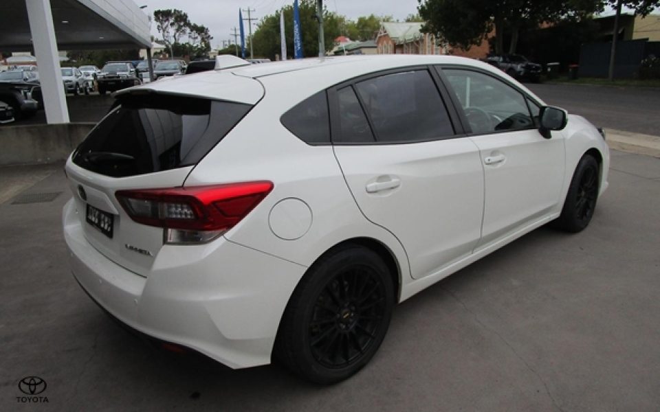 2021 Subaru Impreza 2.0i Premium