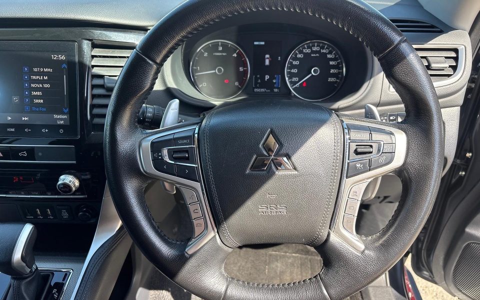 2023 Mitsubishi Pajero Sport GLS