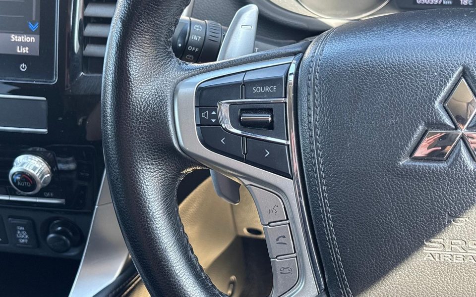 2023 Mitsubishi Pajero Sport GLS