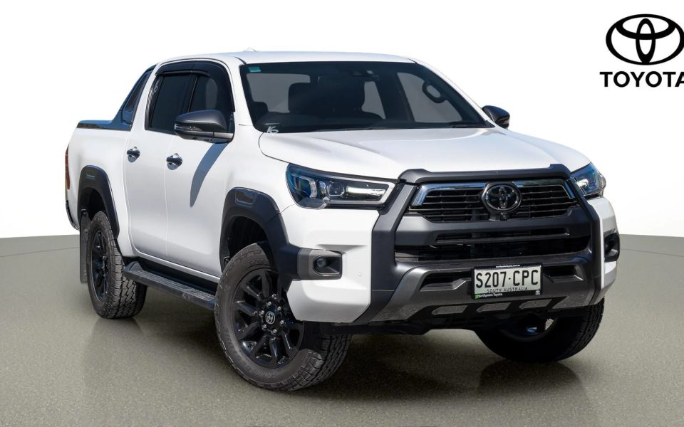 2022 Toyota Hilux Rogue