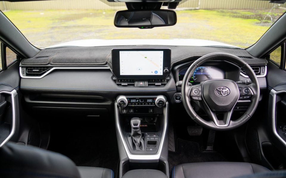 2024 Toyota RAV4 HYBRID XSE (2WD)