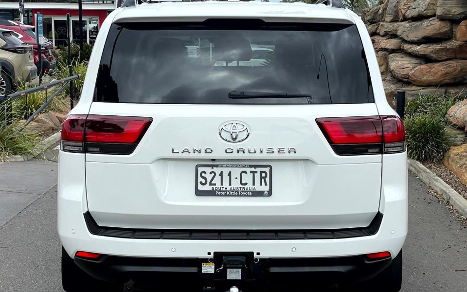 2022 Toyota Landcruiser VX