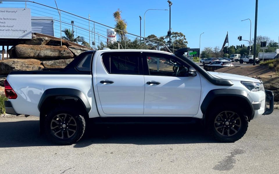 2022 Toyota Hilux Rogue