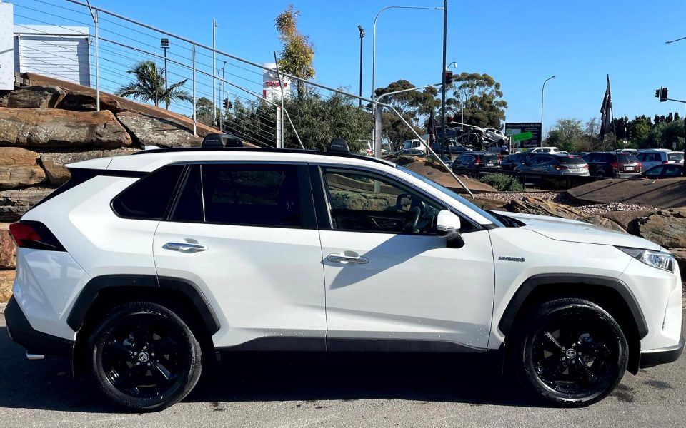2021 Toyota Rav4 Hybrid Cruiser-AWD