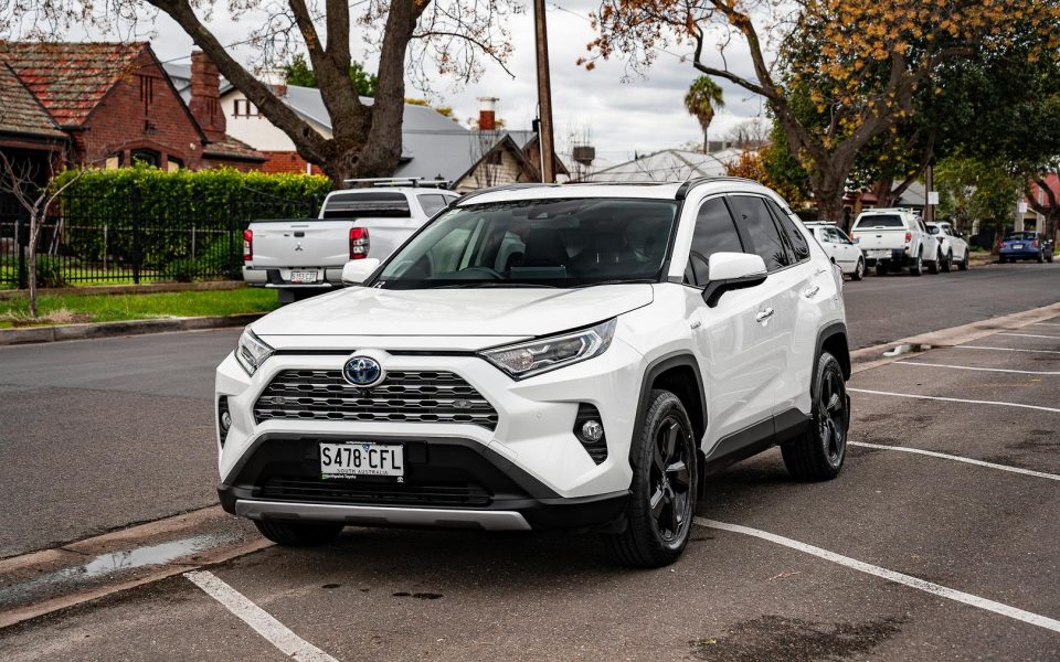 2020 Toyota RAV4 Cruiser-AWD