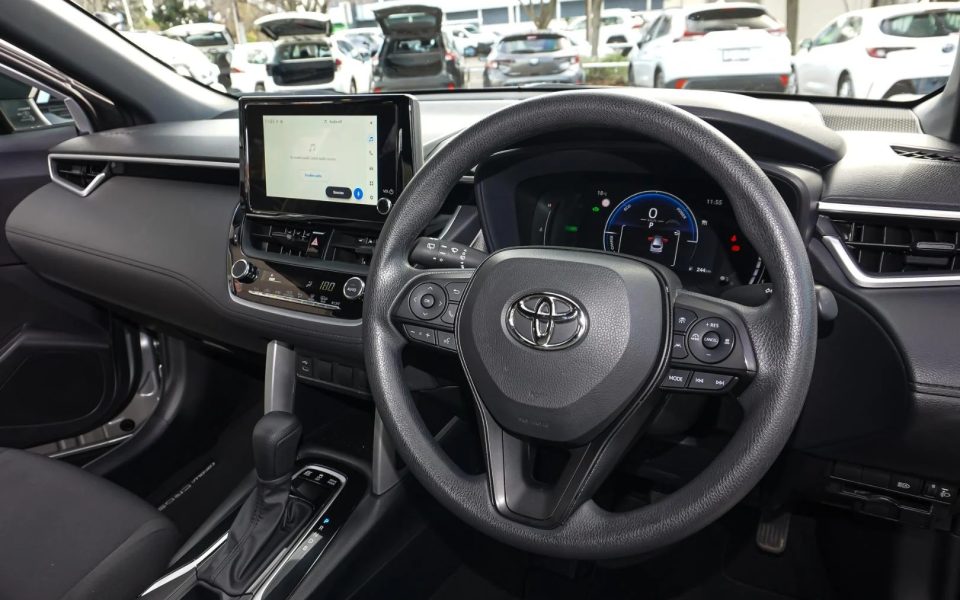 2025 Toyota Corolla Cross Hybrid GX