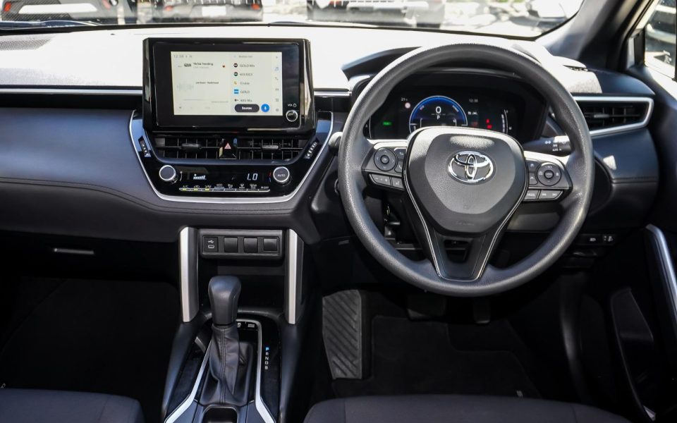 2025 Toyota Corolla Cross Hybrid GX