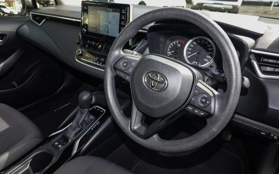 2020 Toyota Corolla Sedan Hybrid Ascent Sport