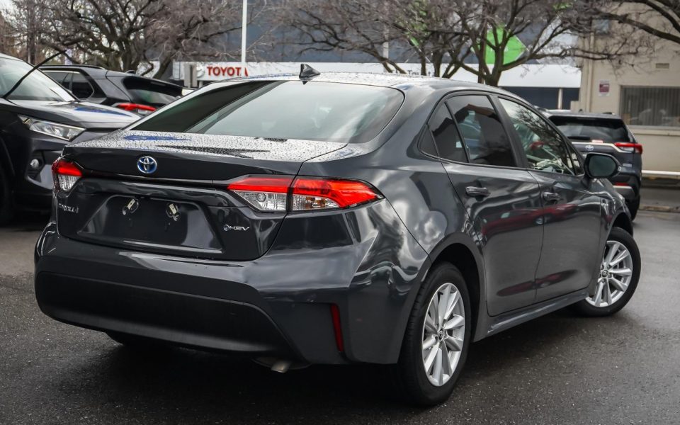 2025 Toyota Corolla SX