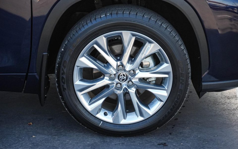 2024 Toyota Kluger Hybrid AWD GRANDE