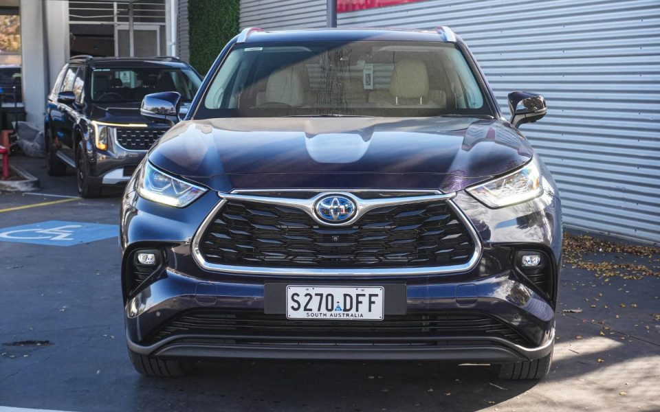 2024 Toyota Kluger Hybrid AWD GRANDE