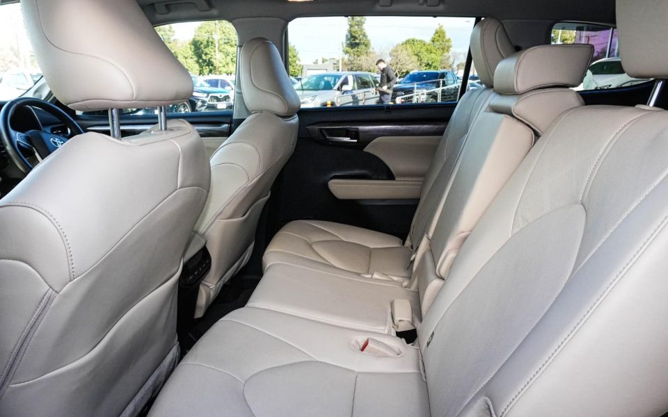 2024 Toyota Kluger Hybrid AWD GRANDE