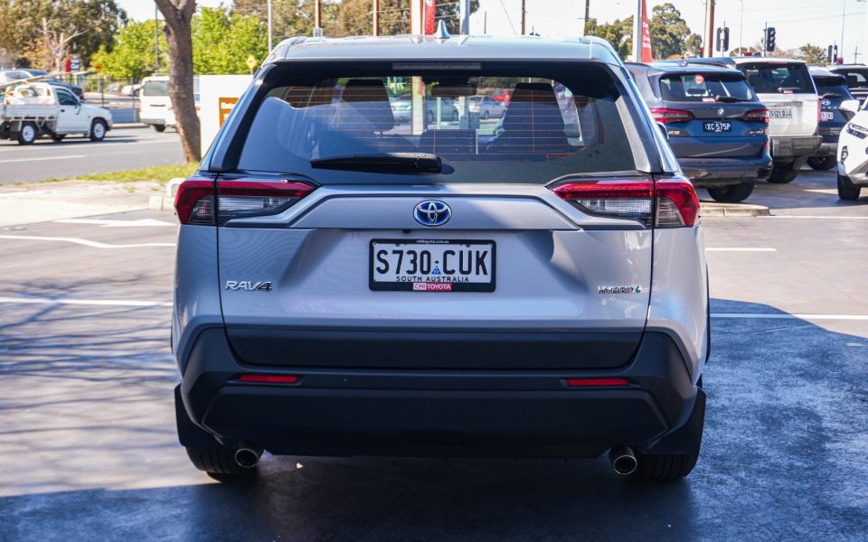 2021 Toyota RAV4 GX-2WD