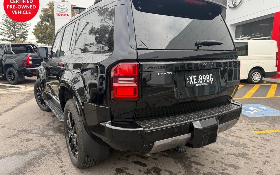 2024 Toyota Prado Kakadu