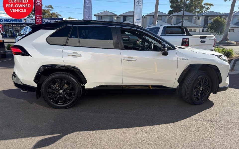 2022 Toyota RAV4 Hybrid XSE (2WD)