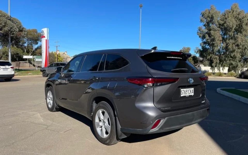 2021 Toyota Kluger Hybrid GX AWD