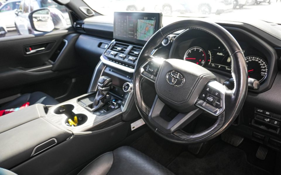 2021 Toyota Landcruiser Sahara ZX