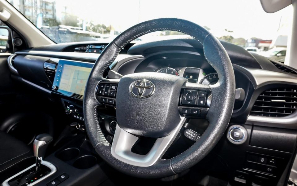 2021 Toyota Hilux SR5