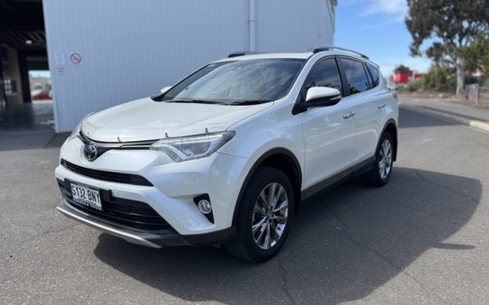2016 Toyota RAV4 Cruiser-AWD