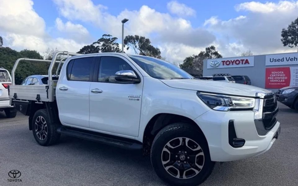 2020 Toyota Hilux SR5