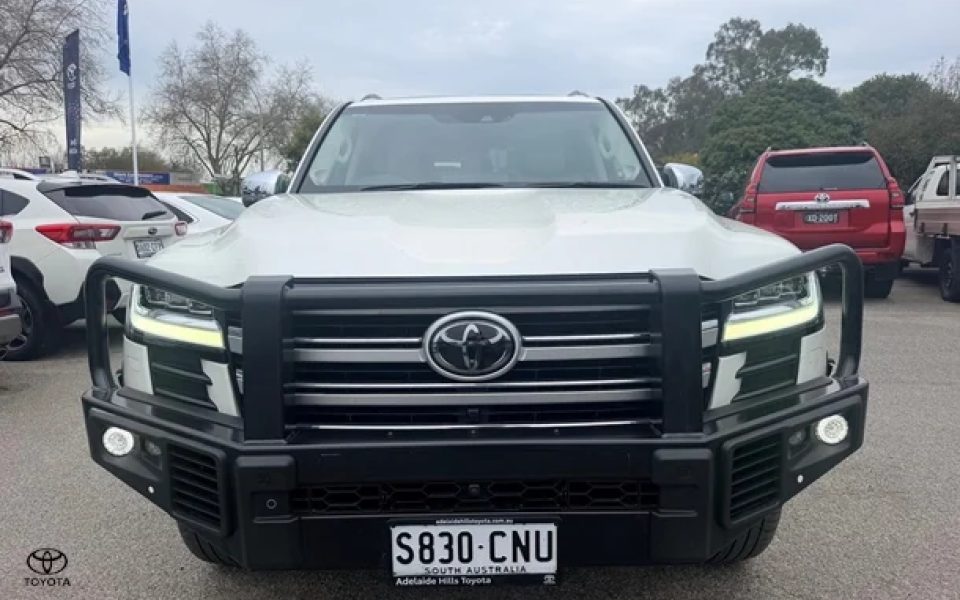 2022 Toyota Landcruiser Sahara ZX