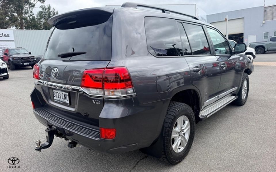 2016 Toyota Landcruiser GXL