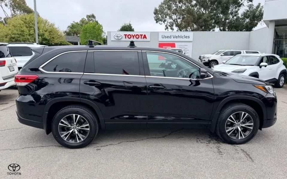 2019 Toyota Kluger GX