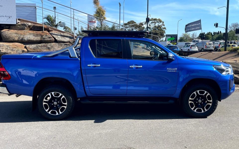 2022 Toyota Hilux SR5